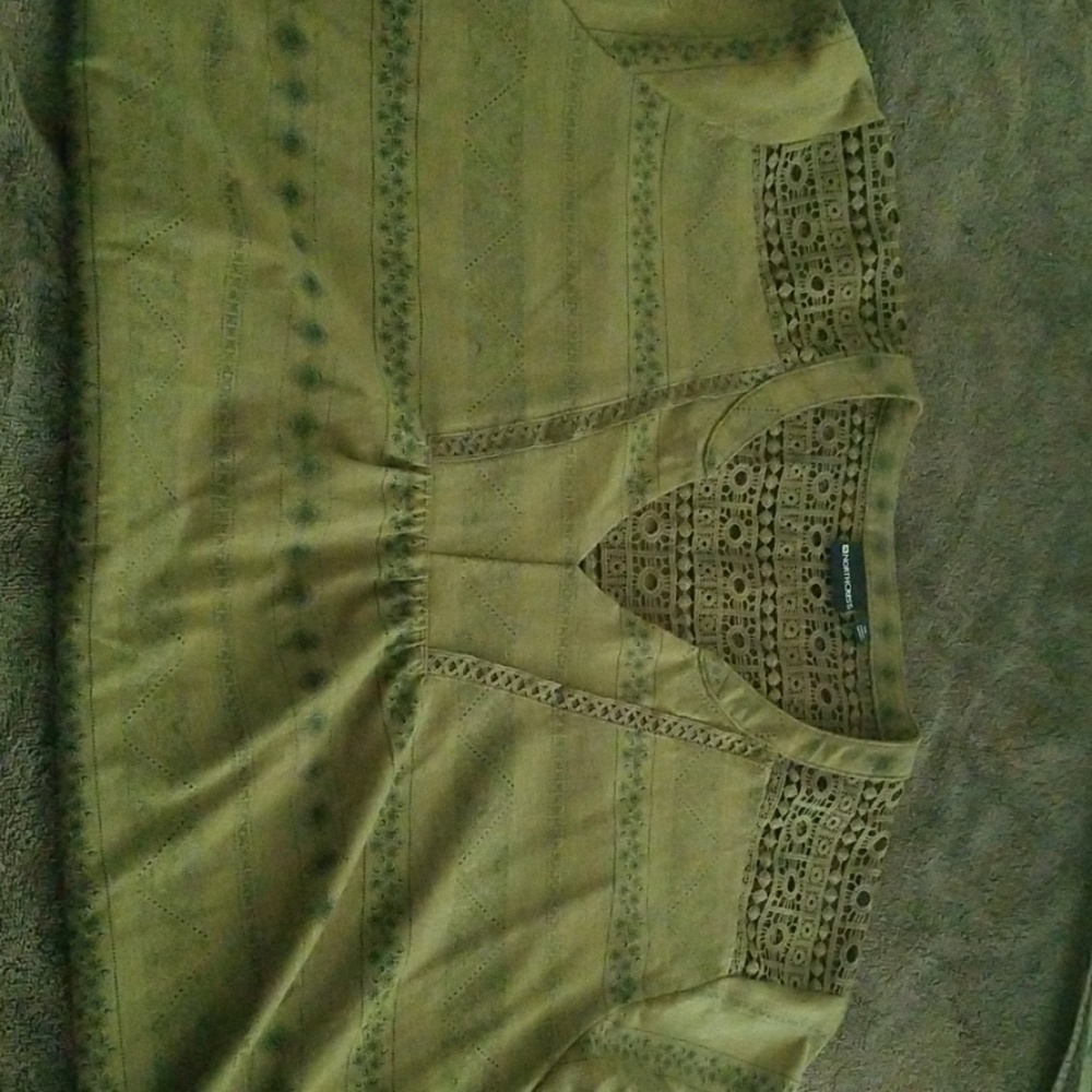 Lace detail tshirt